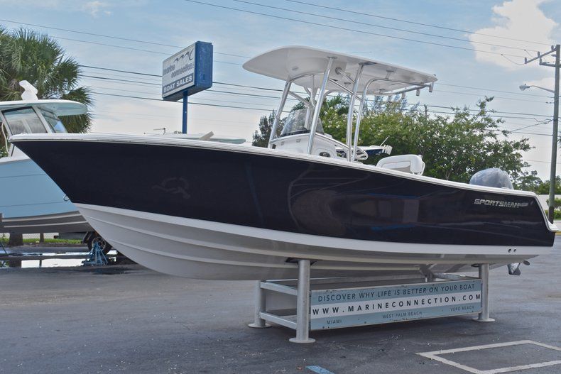 Thumbnail 3 for Used 2013 Sportsman Heritage 229 Center Console boat for sale in West Palm Beach, FL
