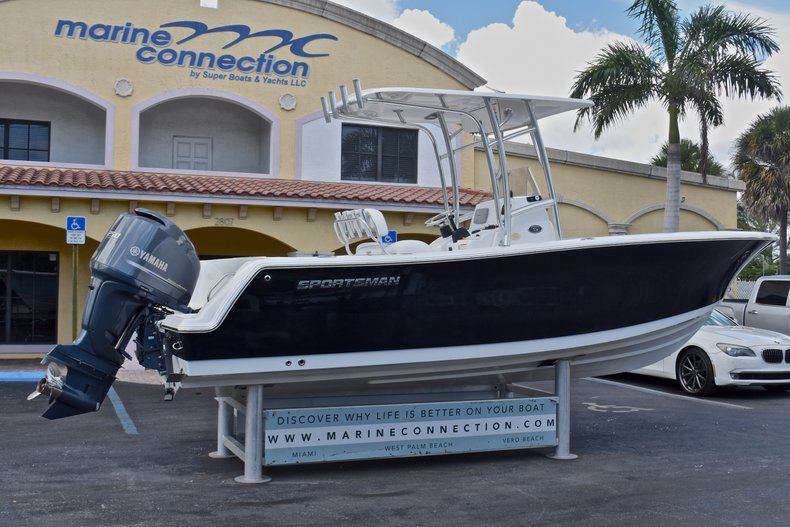 Thumbnail 8 for Used 2013 Sportsman Heritage 229 Center Console boat for sale in West Palm Beach, FL