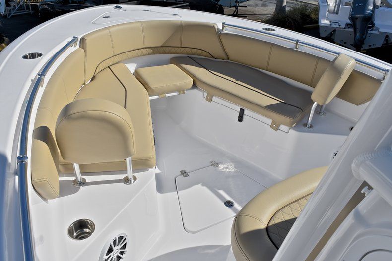 Thumbnail 42 for New 2018 Sportsman Open 232 Center Console boat for sale in Fort Lauderdale, FL