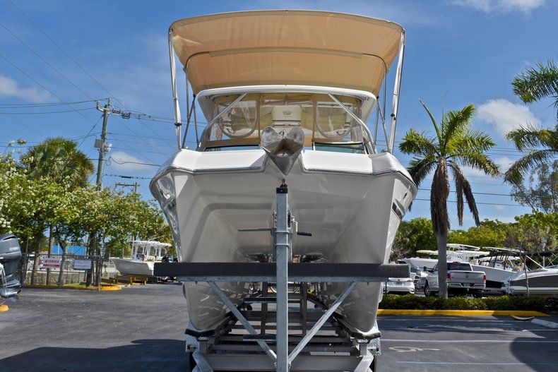 Thumbnail 4 for Used 2015 World Cat Renegade 2740  Glacier Bay Edition boat for sale in West Palm Beach, FL