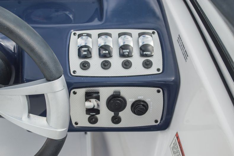 Thumbnail 18 for New 2015 Rinker 170 boat for sale in West Palm Beach, FL