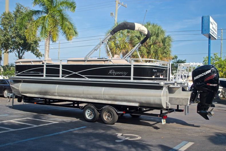 Thumbnail 6 for Used 2014 Regency Party Barge 254 XP3 boat for sale in West Palm Beach, FL