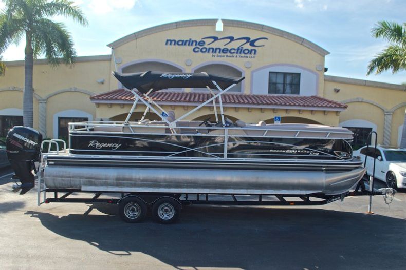 Thumbnail 1 for Used 2014 Regency Party Barge 254 XP3 boat for sale in West Palm Beach, FL