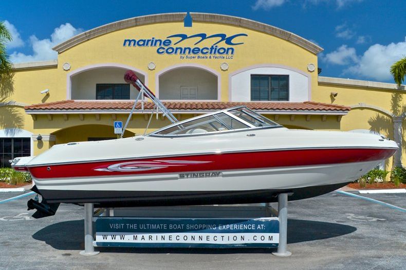 Used 2011 Stingray 208 LR Bowrider boat for sale in West Palm Beach, FL