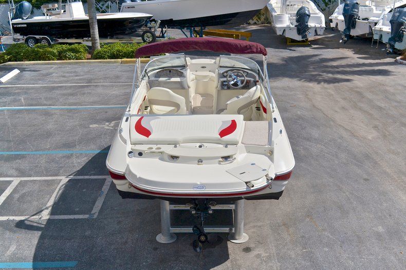Thumbnail 82 for Used 2011 Stingray 208 LR Bowrider boat for sale in West Palm Beach, FL