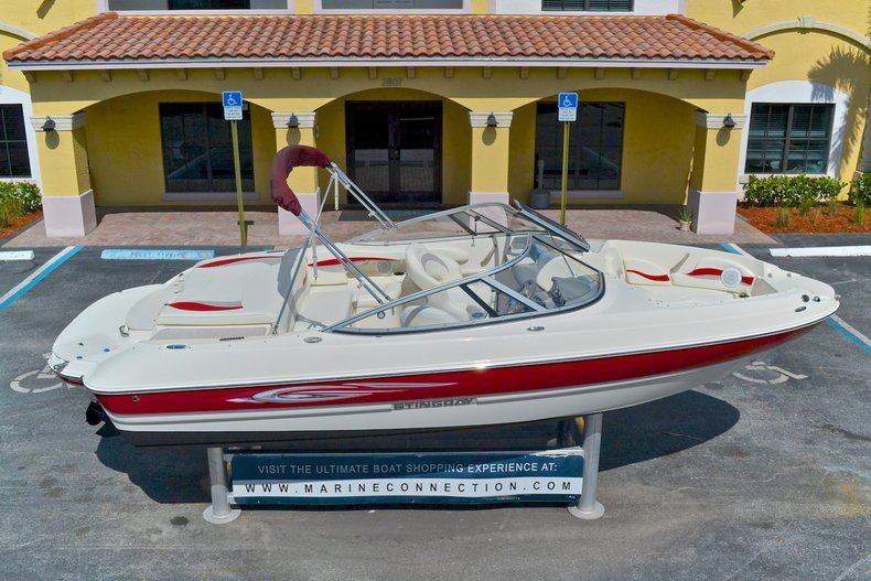 Thumbnail 84 for Used 2011 Stingray 208 LR Bowrider boat for sale in West Palm Beach, FL