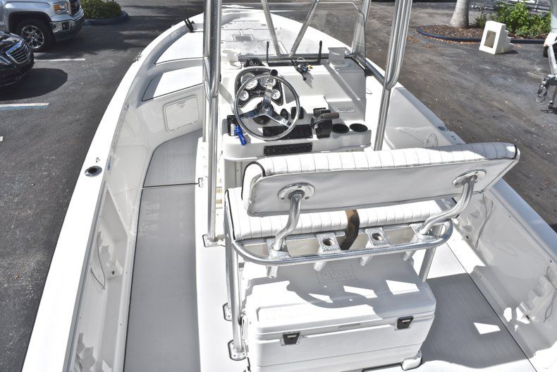 Thumbnail 9 for Used 2003 Sailfish 2100 Bay Boat boat for sale in West Palm Beach, FL