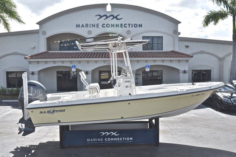 Used 2003 Sailfish 2100 Bay Boat boat for sale in West Palm Beach, FL