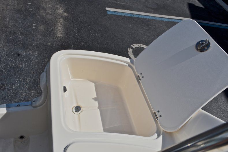 Thumbnail 19 for Used 2008 Hurricane SunDeck SD 2200 OB boat for sale in West Palm Beach, FL