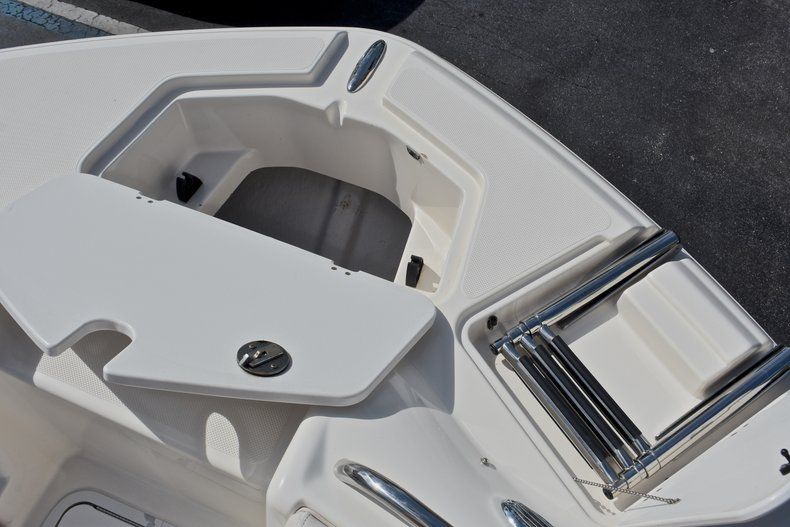 Thumbnail 58 for Used 2008 Hurricane SunDeck SD 2200 OB boat for sale in West Palm Beach, FL