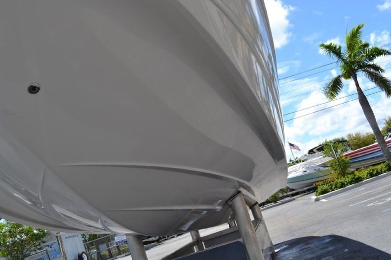 Thumbnail 4 for Used 2004 Chaparral 254 Sunesta Deck Boat boat for sale in West Palm Beach, FL