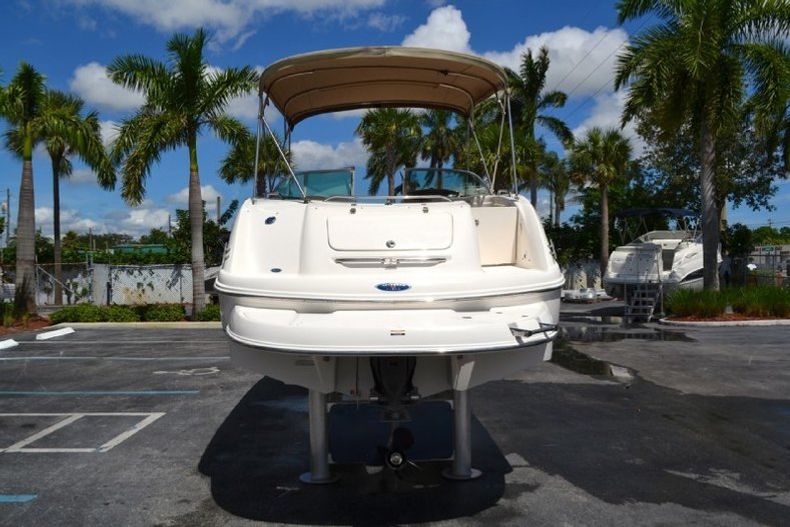 Thumbnail 8 for Used 2004 Chaparral 254 Sunesta Deck Boat boat for sale in West Palm Beach, FL