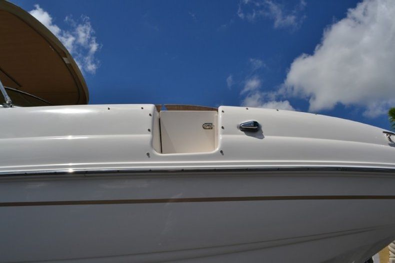 Thumbnail 15 for Used 2004 Chaparral 254 Sunesta Deck Boat boat for sale in West Palm Beach, FL