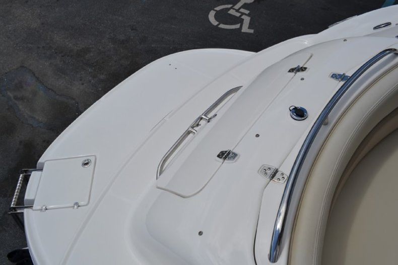 Thumbnail 21 for Used 2004 Chaparral 254 Sunesta Deck Boat boat for sale in West Palm Beach, FL