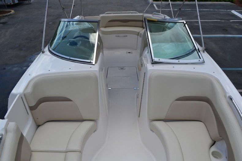 Thumbnail 77 for Used 2004 Chaparral 254 Sunesta Deck Boat boat for sale in West Palm Beach, FL