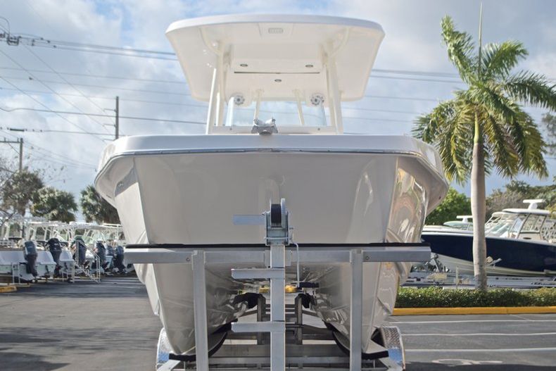 Thumbnail 2 for New 2017 Twin Vee 260SE OceanCat boat for sale in West Palm Beach, FL