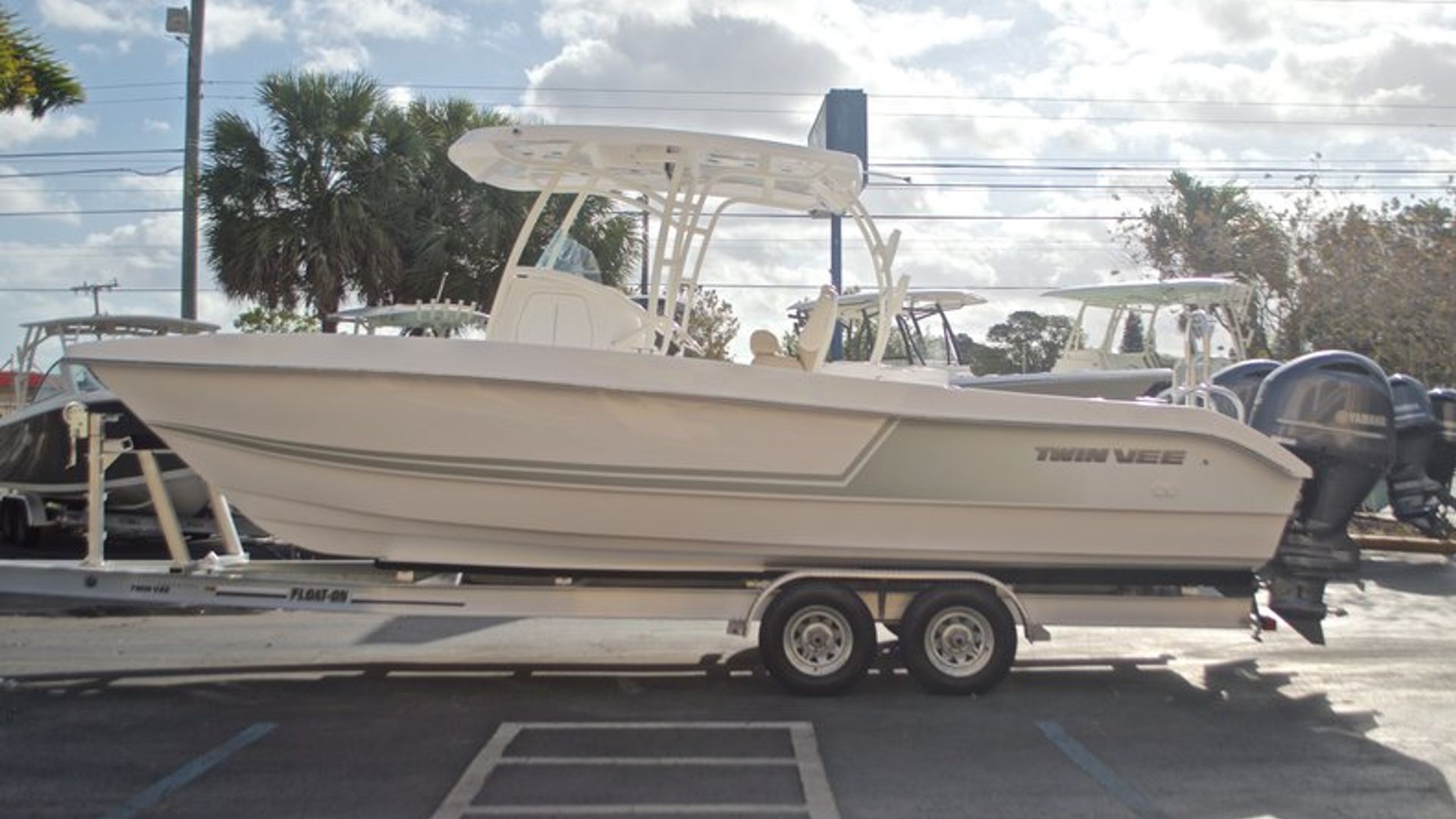 New 2017 Twin Vee 260SE OceanCat #6304 image 6