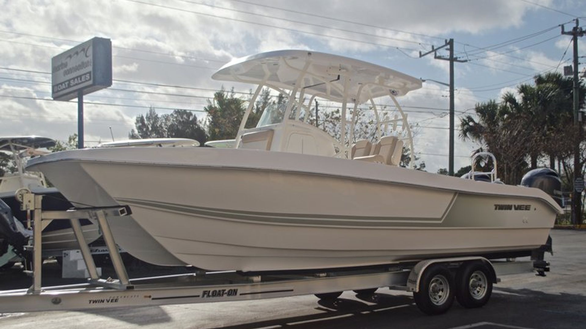 New 2017 Twin Vee 260SE OceanCat #6304 image 5