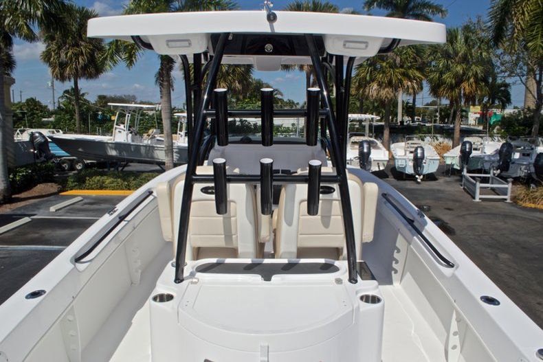 Thumbnail 16 for New 2017 Twin Vee 260SE OceanCat Sports Edition boat for sale in West Palm Beach, FL