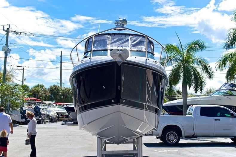 Thumbnail 10 for New 2014 Rinker 260 EC Express Cruiser boat for sale in West Palm Beach, FL
