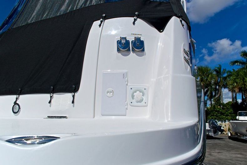 Thumbnail 29 for New 2014 Rinker 260 EC Express Cruiser boat for sale in West Palm Beach, FL