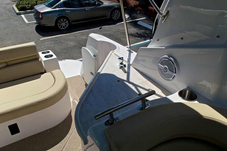Thumbnail 40 for New 2014 Rinker 260 EC Express Cruiser boat for sale in West Palm Beach, FL