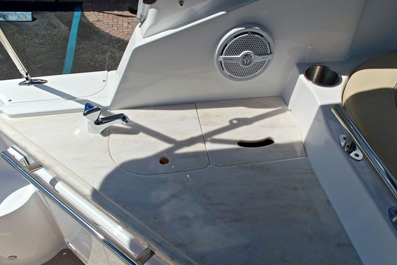 Thumbnail 64 for New 2014 Rinker 260 EC Express Cruiser boat for sale in West Palm Beach, FL
