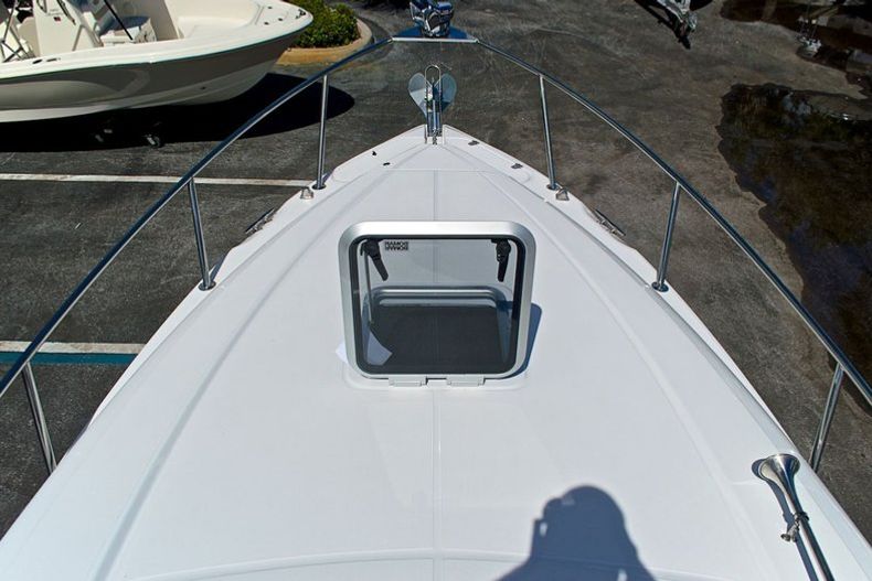 Thumbnail 95 for New 2014 Rinker 260 EC Express Cruiser boat for sale in West Palm Beach, FL