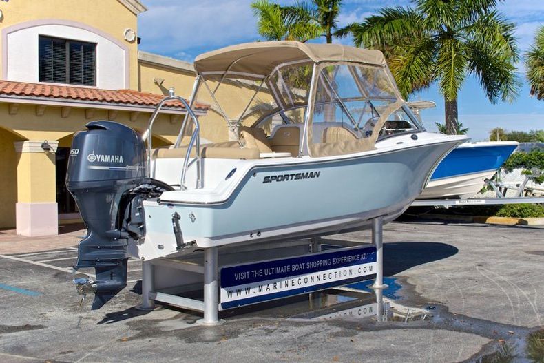 Thumbnail 16 for New 2014 Sportsman Discovery 210 Dual Console boat for sale in West Palm Beach, FL