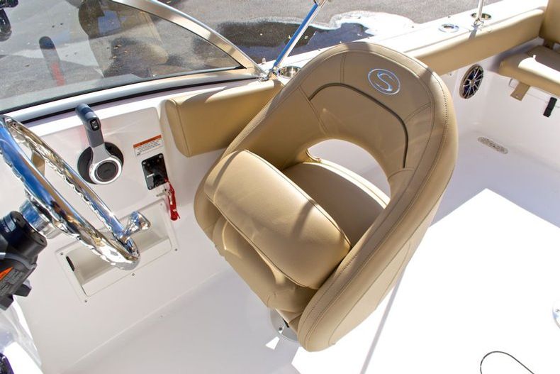 Thumbnail 65 for New 2014 Sportsman Discovery 210 Dual Console boat for sale in West Palm Beach, FL
