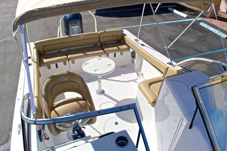 Thumbnail 89 for New 2014 Sportsman Discovery 210 Dual Console boat for sale in West Palm Beach, FL
