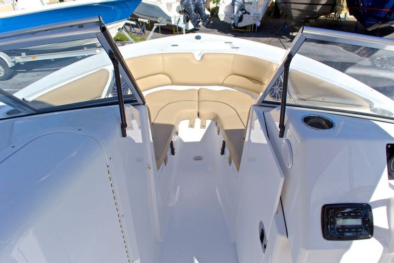 Thumbnail 79 for New 2014 Sportsman Discovery 210 Dual Console boat for sale in West Palm Beach, FL