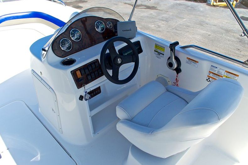 Thumbnail 39 for Used 2012 Hurricane SunDeck Sport SS 201 OB boat for sale in West Palm Beach, FL