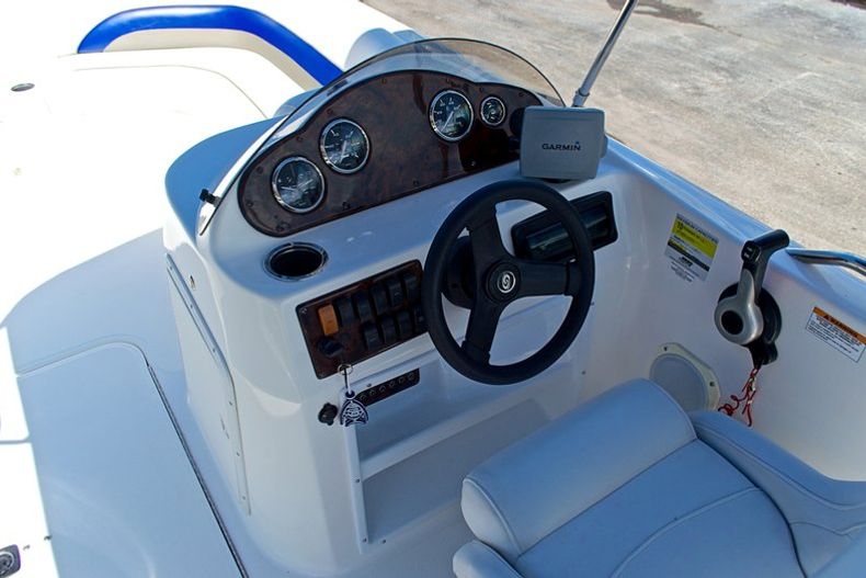 Thumbnail 43 for Used 2012 Hurricane SunDeck Sport SS 201 OB boat for sale in West Palm Beach, FL