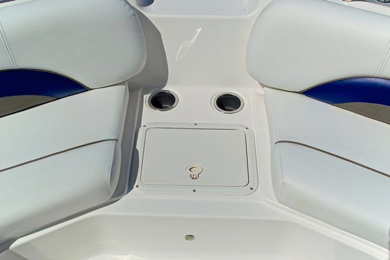 Thumbnail 54 for Used 2012 Hurricane SunDeck Sport SS 201 OB boat for sale in West Palm Beach, FL