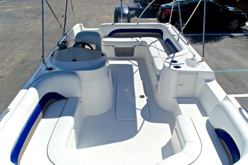 Thumbnail 61 for Used 2012 Hurricane SunDeck Sport SS 201 OB boat for sale in West Palm Beach, FL