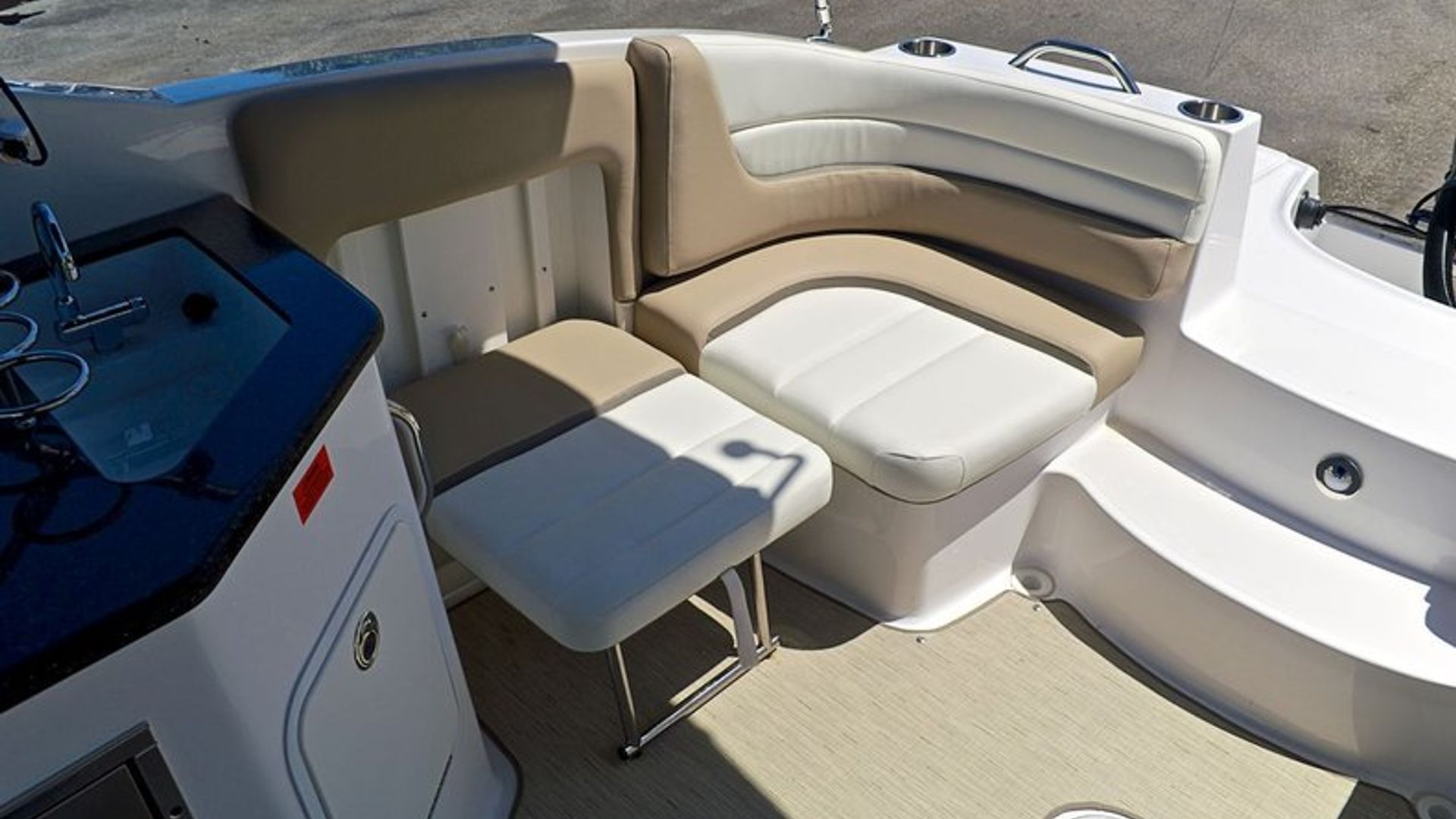 New 2014 Hurricane SunDeck SD 2690 OB #8046 image 44