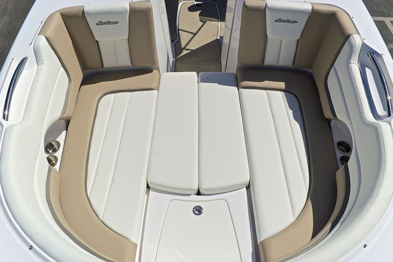 Thumbnail 103 for New 2014 Hurricane SunDeck SD 2690 OB boat for sale in West Palm Beach, FL
