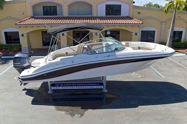 Thumbnail 111 for New 2014 Hurricane SunDeck SD 2690 OB boat for sale in West Palm Beach, FL