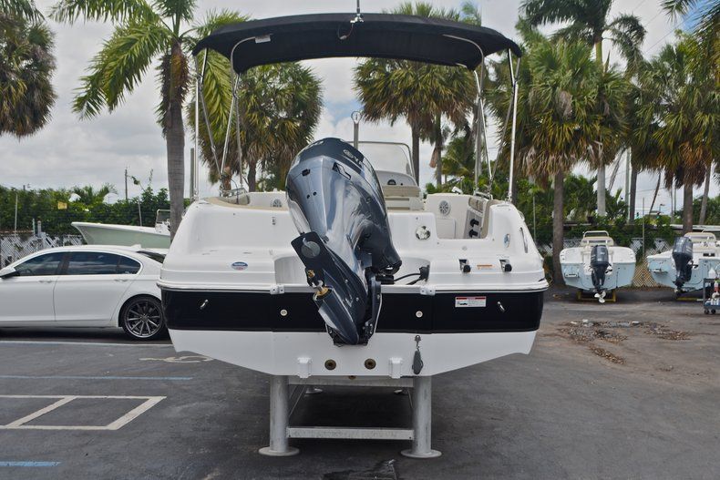 Thumbnail 6 for New 2017 Hurricane Sundeck Sport SS 231 OB boat for sale in Vero Beach, FL