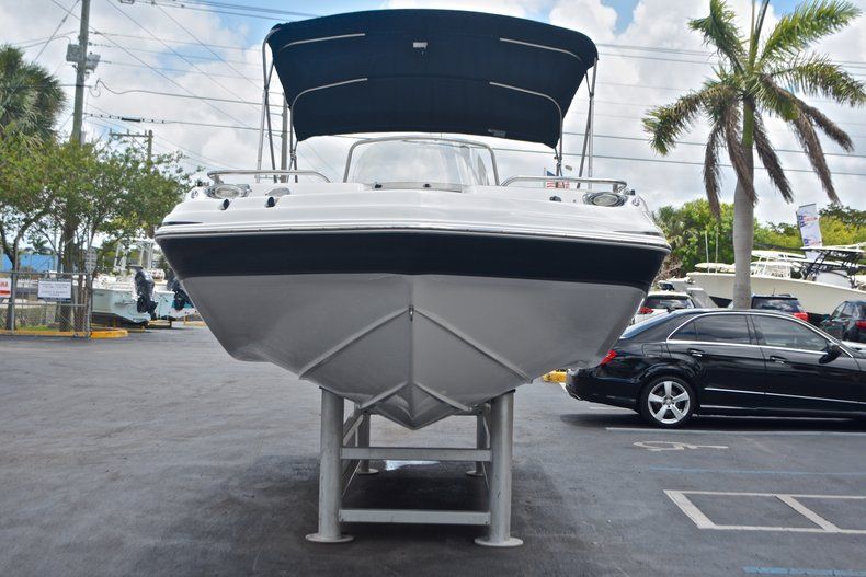 Thumbnail 2 for New 2017 Hurricane Sundeck Sport SS 231 OB boat for sale in Vero Beach, FL
