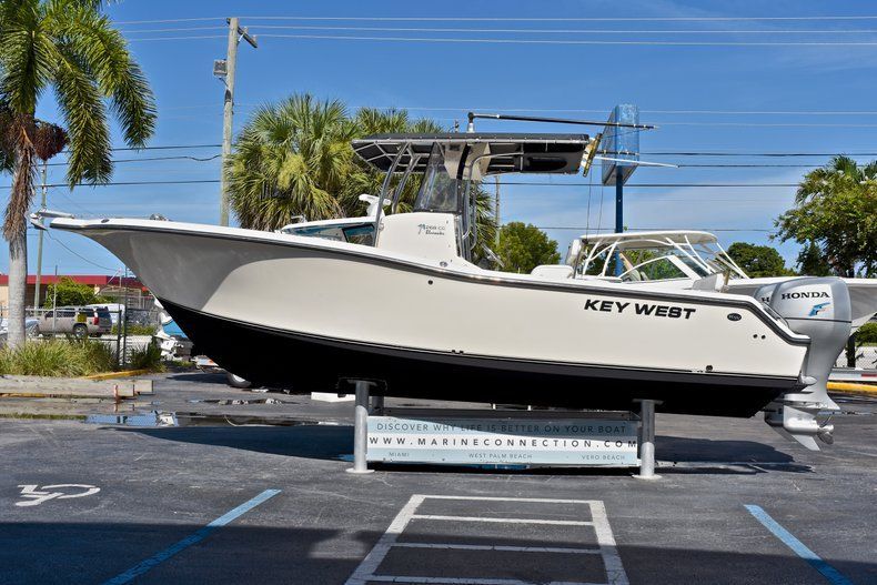 Thumbnail 4 for Used 2006 Key West 268 Bluewater Center Console boat for sale in West Palm Beach, FL