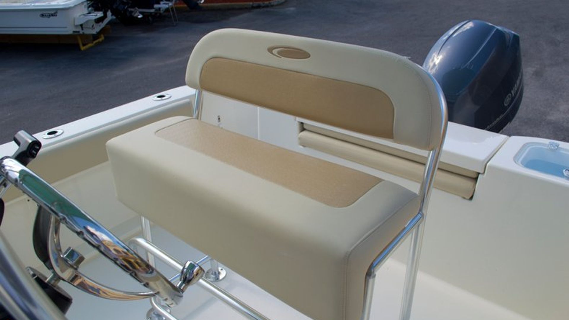 New 2014 Cobia 201 Center Console #T044 image 12