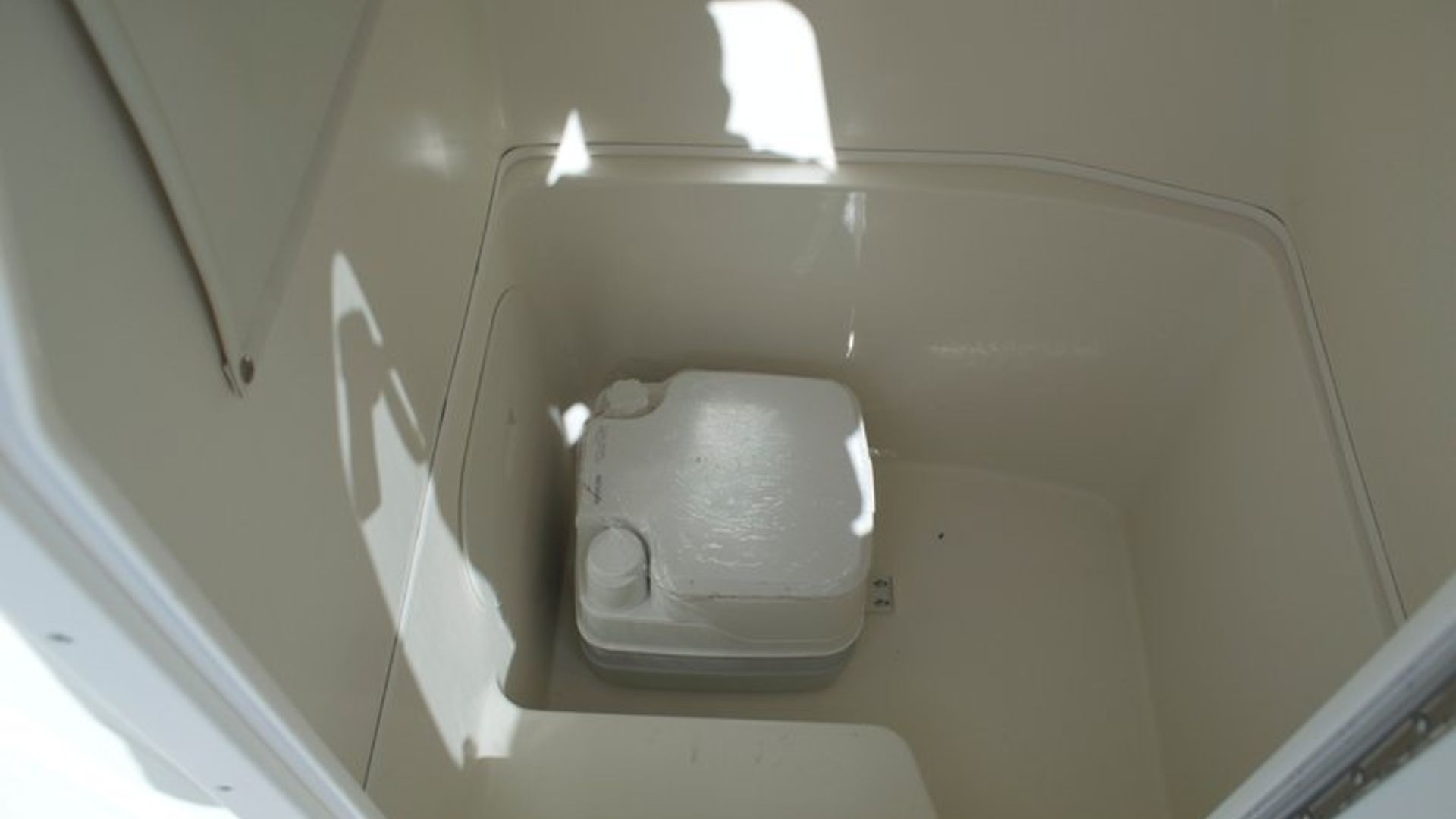 New 2014 Cobia 201 Center Console #T044 image 23