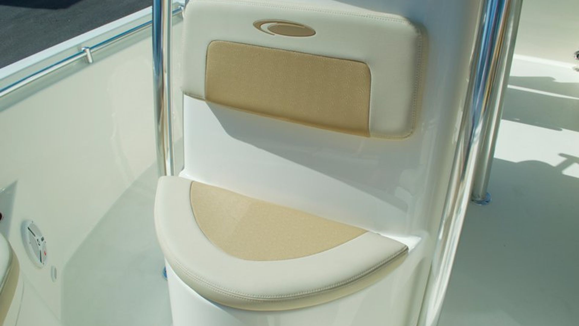 New 2014 Cobia 201 Center Console #T044 image 24