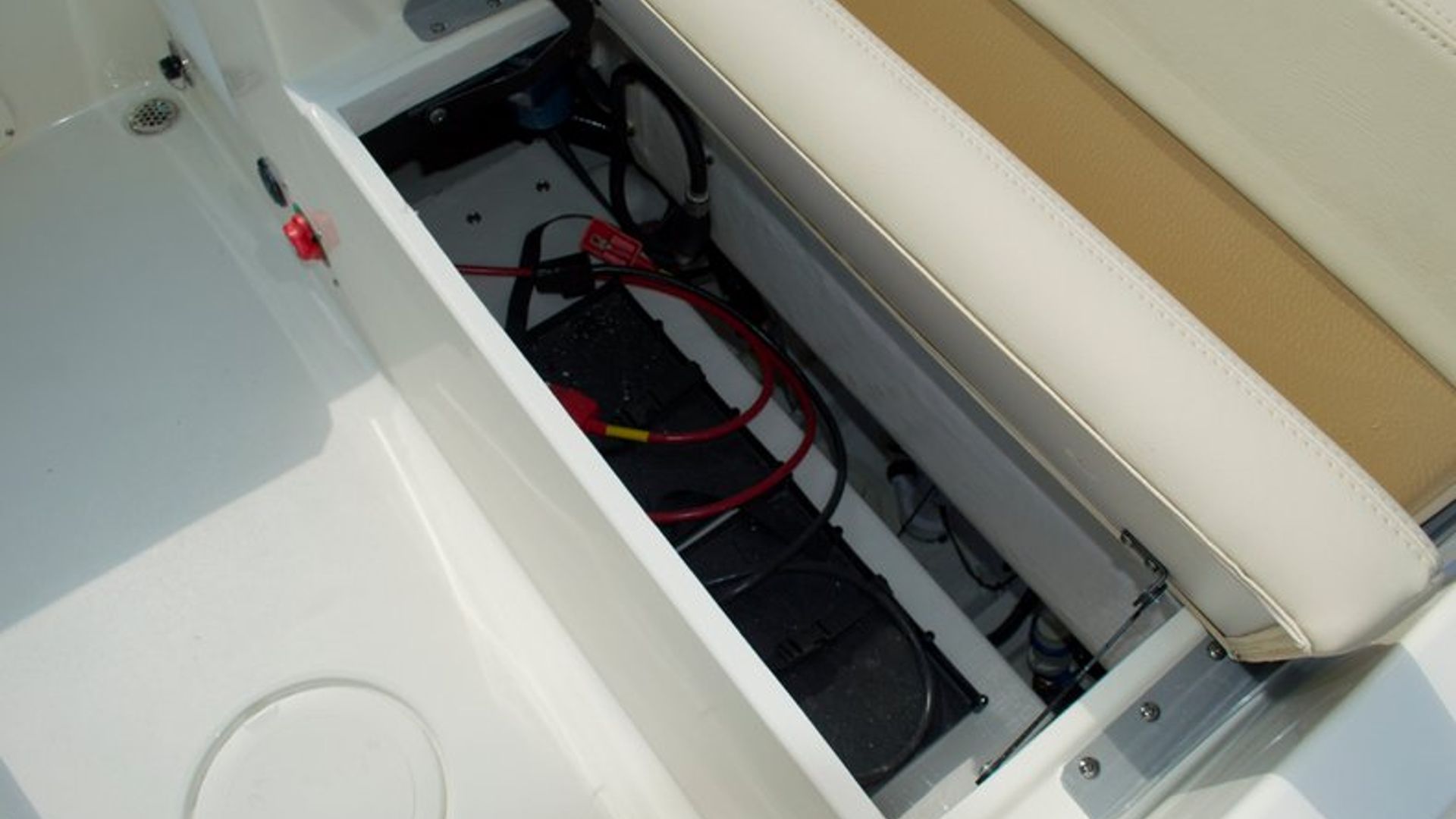 New 2014 Cobia 201 Center Console #T044 image 16