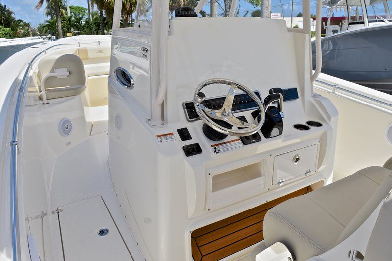 Thumbnail 41 for New 2018 Cobia 301 CC Center Console boat for sale in West Palm Beach, FL