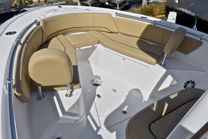 Thumbnail 42 for New 2018 Sportsman Heritage 241 Center Console boat for sale in West Palm Beach, FL