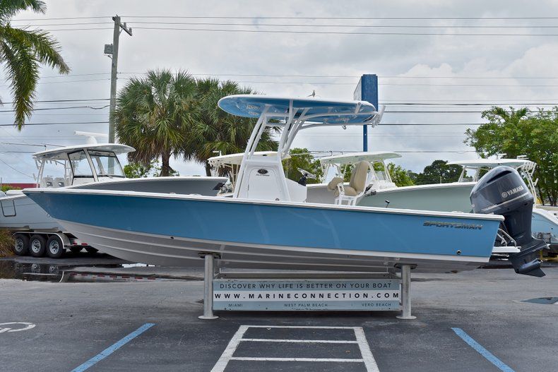 Thumbnail 4 for New 2018 Sportsman Masters 247 Bay Boat boat for sale in Vero Beach, FL