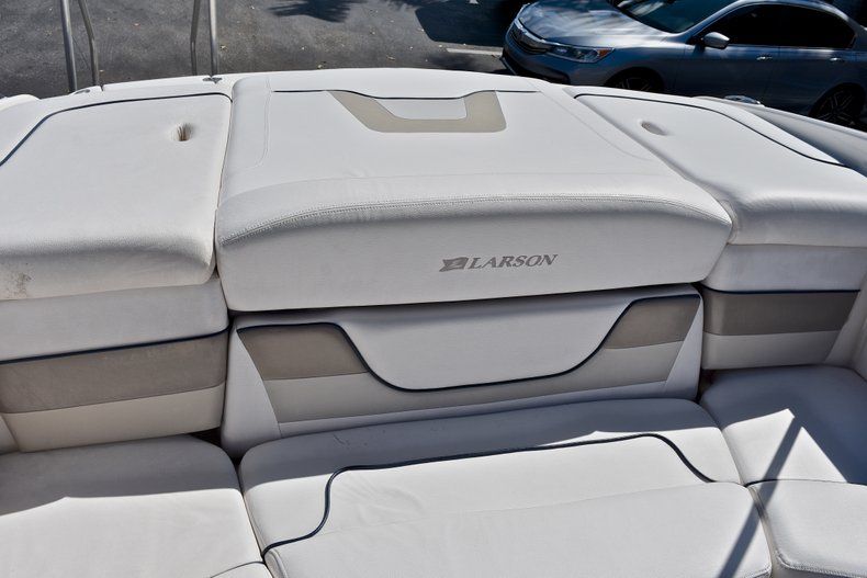 Thumbnail 22 for Used 2011 Larson 258 LXI Bowrider boat for sale in West Palm Beach, FL